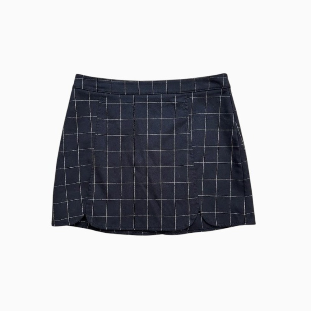 Brandy Melville Black Plaid Mini Skirt OS SMALL Fall Academia Preppy - Picture 1 of 6